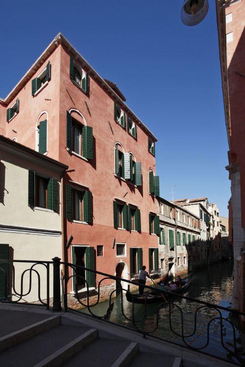 Bella Hotel Venecia